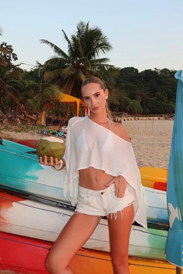 Portrait of Sofia Bornyakova on the beach