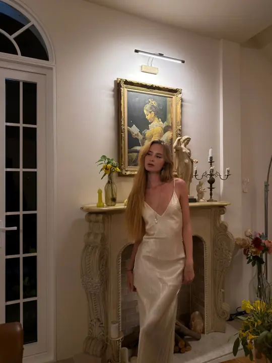 The Villa: lifestyle photo by Sofia Bornyakova