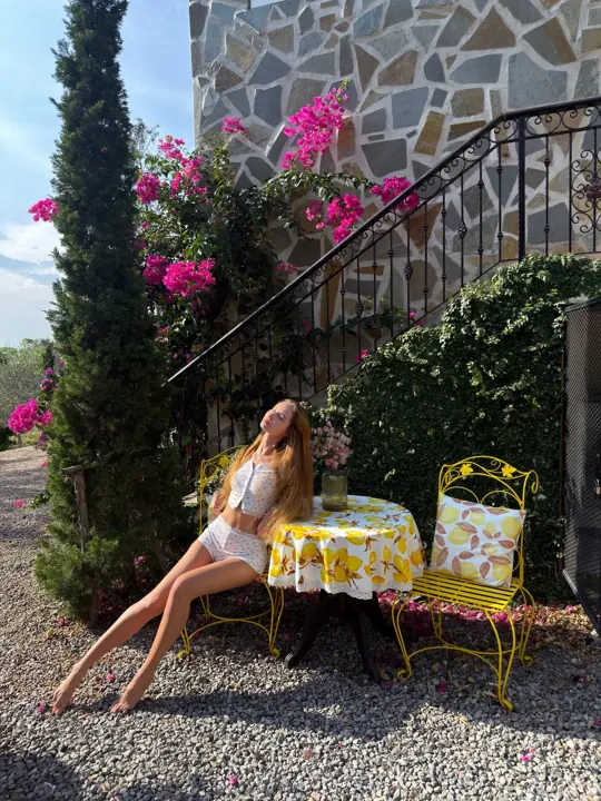 The Villa: lifestyle photo by Sofia Bornyakova
